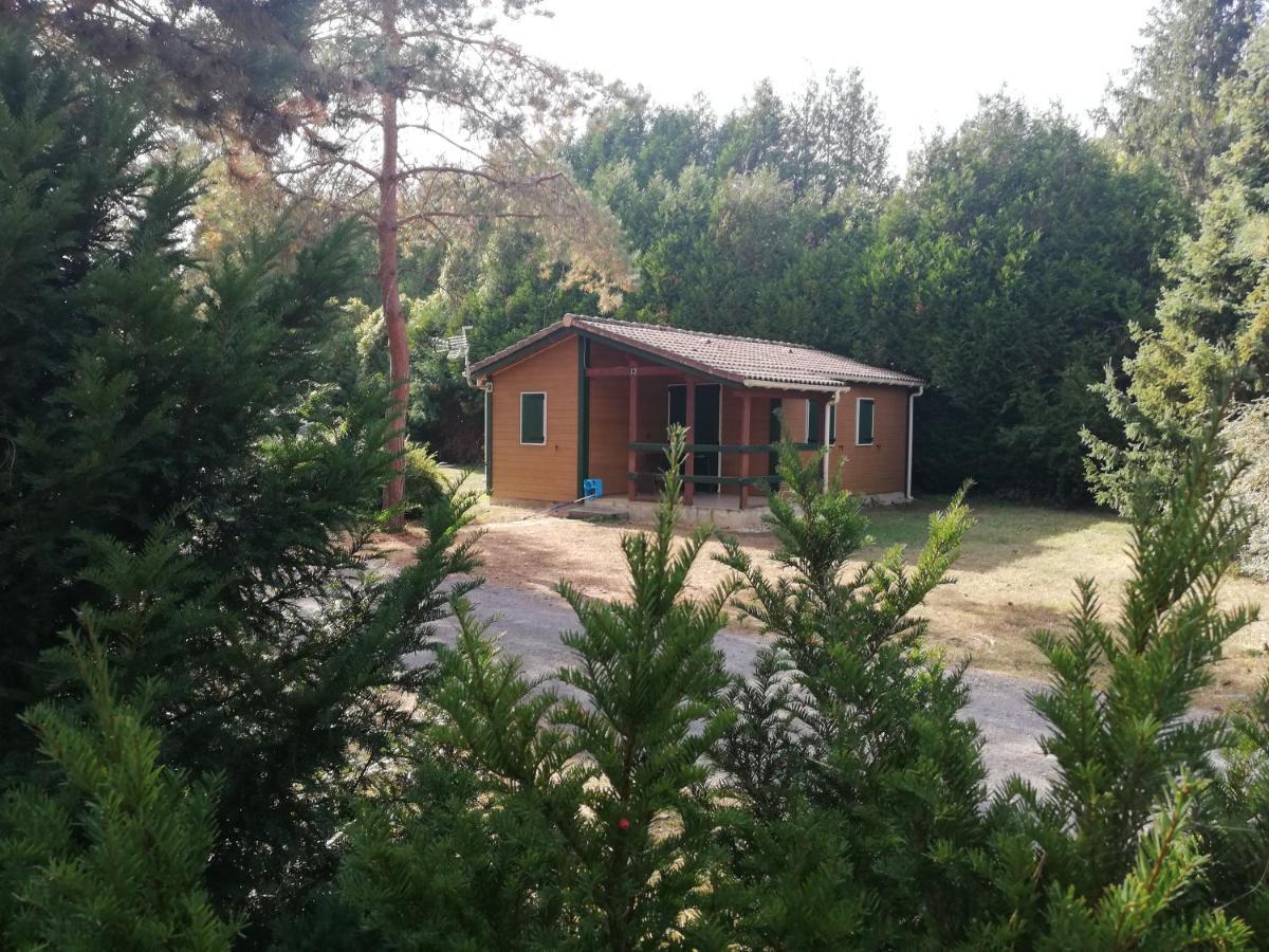 Au Soleil De Picardie Presles-et-Boves Exterior photo